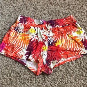 Tropical comfy shorts